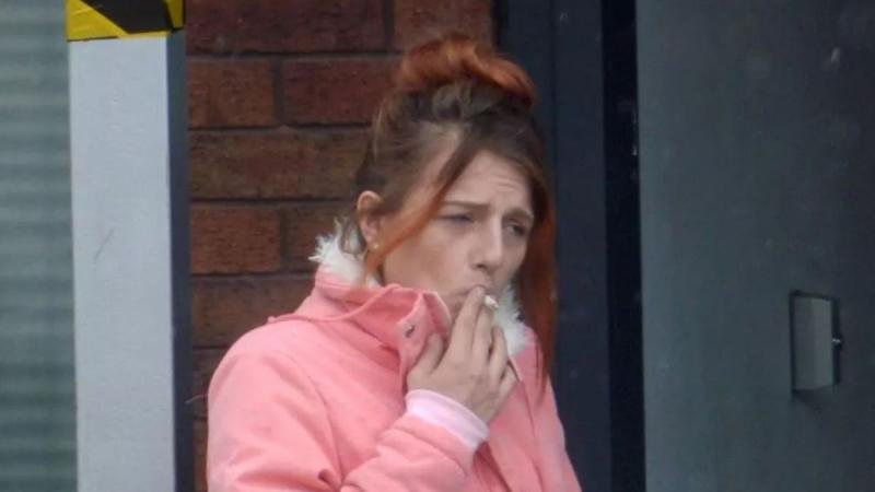 Betört, mosakodott, álomba merült, akár az Aranyhaj és a három medve mesei világában – végül elfogták a hajléktalan betörőt.