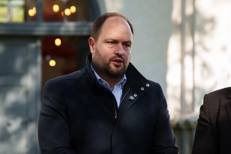 Nacsa Lőrinc hangsúlyozta, hogy a háborús helyzet ellenére a külhoni magyarság továbbra is megőrzi támogatását. Szerinte a nehéz idők nem csökkentik a közösség összetartását és elkötelezettségét, hanem inkább megerősítik az identitásukat és a magyar közös