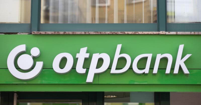 Az OTP Bank bejelentette, hogy összesen 320 ezer bankkártyát von vissza.