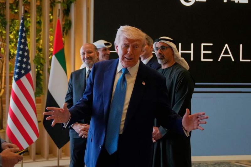 Donald Trump bejelentette, hogy több mint 200 milliárd dollár értékű megállapodásokat kötött az Egyesült Arab Emírségekkel.