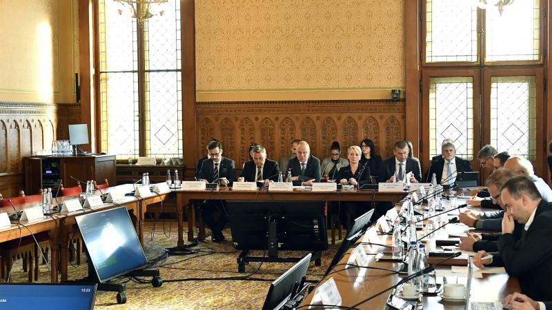 A magyar miniszter beszámolt az uniós források érkezéséről és hatásáról.