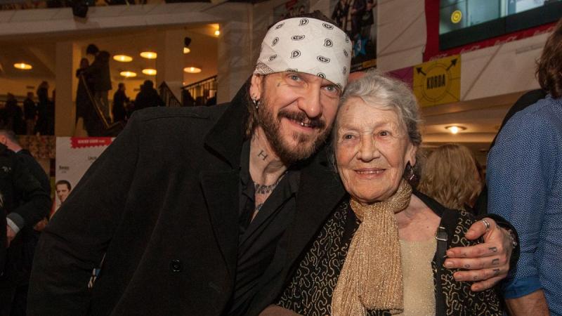 Ganxsta Zolee szívhez szóló képpel idézte fel elhunyt édesanyját, megosztva ezzel az emlékeket és az érzelmeit.