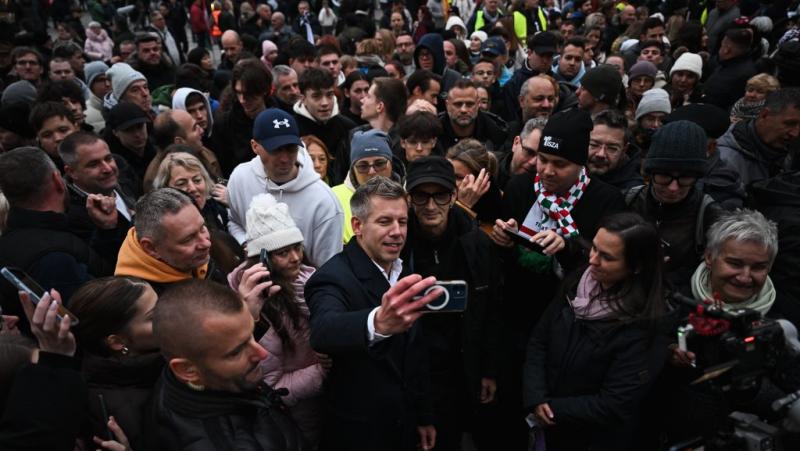 Magyar Péter Győrben kifejtette, hogy a kormányzás nem ígérkezik könnyű feladatnak, azonban meggyőződése, hogy Orbán Viktorhoz képest a következő vezetés hatékonyabb lesz.